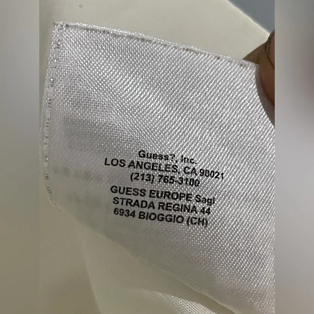 Guess White Jean Shorts Casual Style - Picture 11 of 12